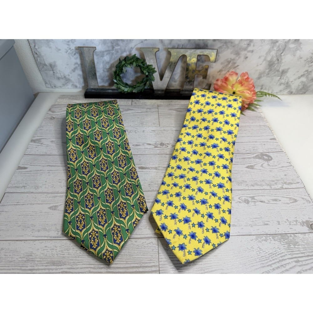 Paul Fredrick Silk Tie 4" Wide Green Blue Gold Ornate Medallion Classic Executiv - Picture 12 of 16